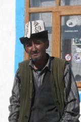 Saadat, Kyrgyze tadjik de Karakul.