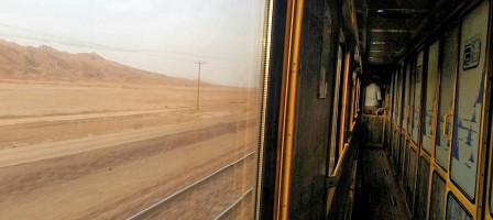 Train entre Téhéran et Mashhad