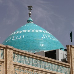 Dôme du mausolée de la grande mosquée de Semnan