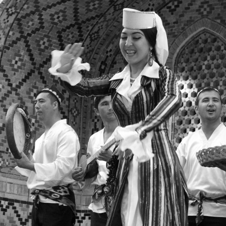 Danseuse ouzbèke soliste virtuose